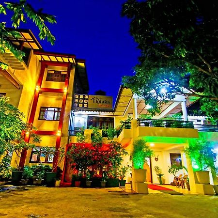 Thilaka City Hotel Anuradhapura Esterno foto