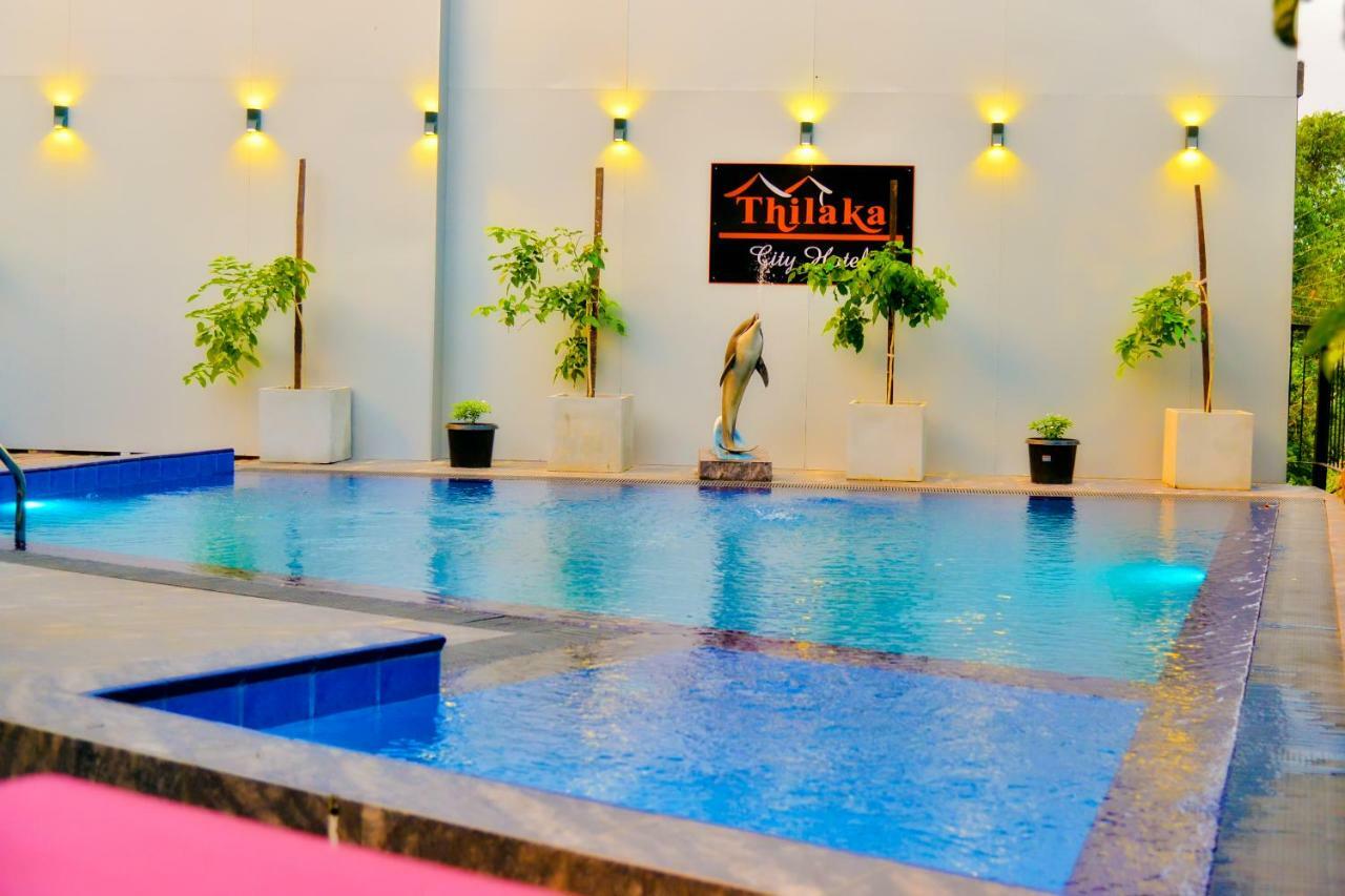 Thilaka City Hotel Anuradhapura Esterno foto